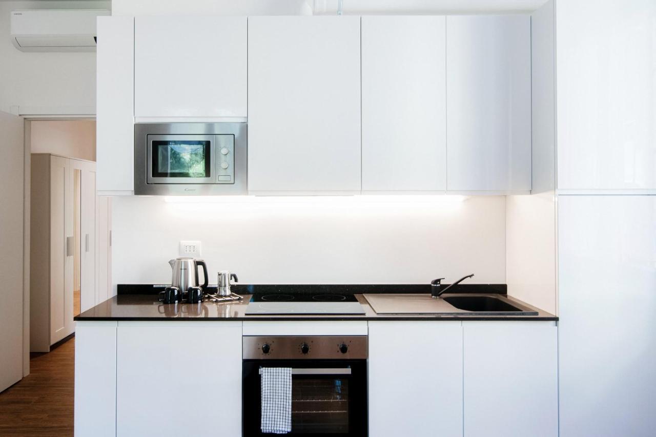White Loft Como Center - By House Of Travelers Exterior foto