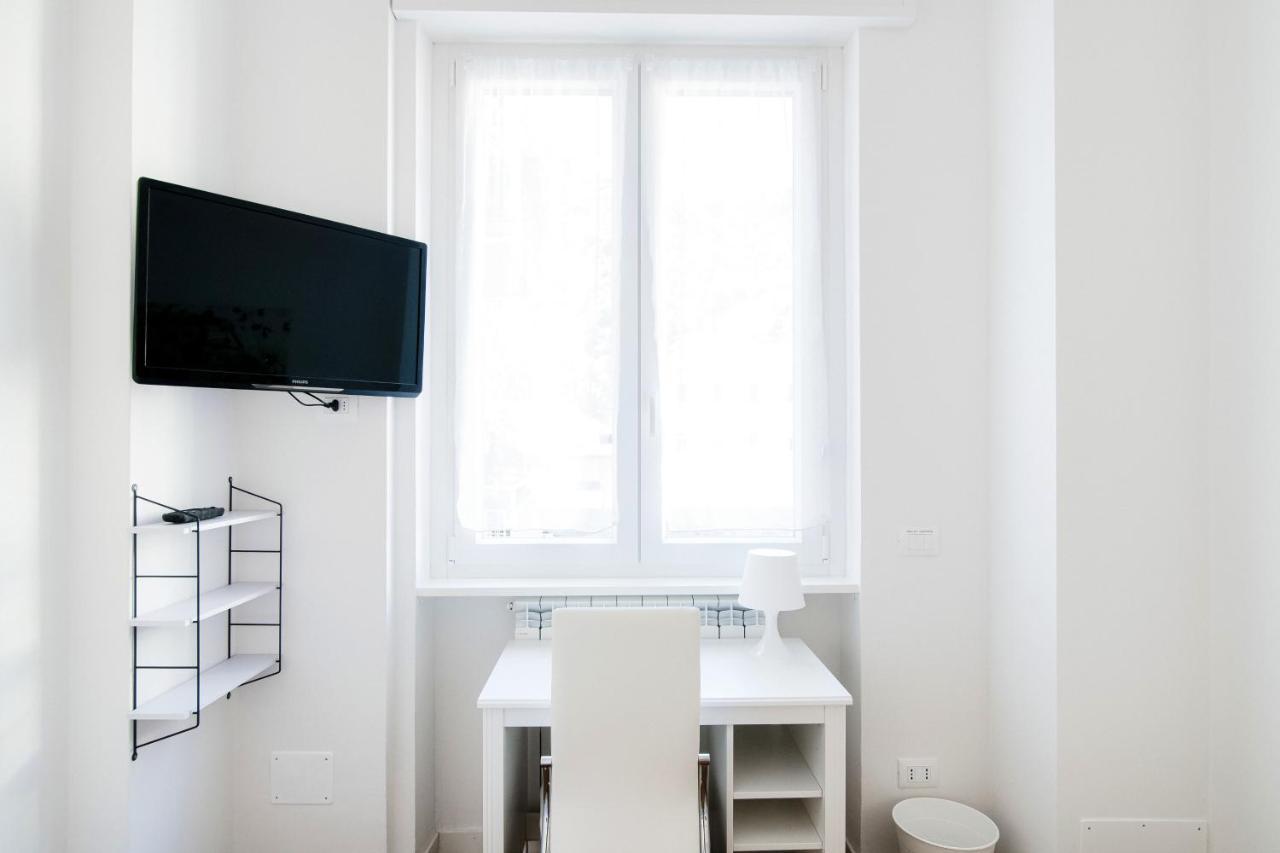 White Loft Como Center - By House Of Travelers Exterior foto