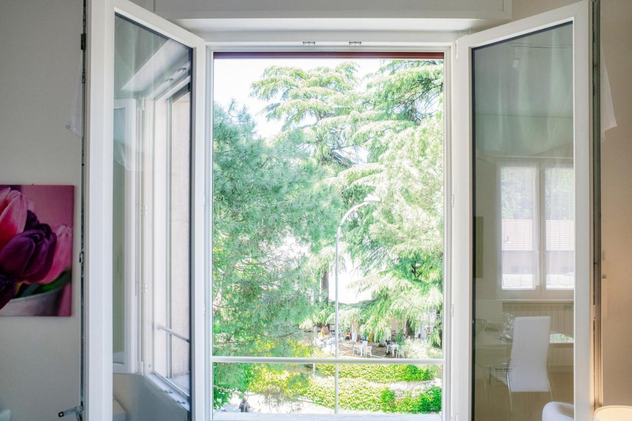 White Loft Como Center - By House Of Travelers Exterior foto