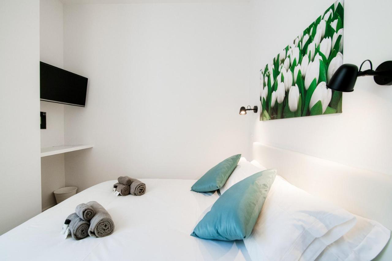 White Loft Como Center - By House Of Travelers Exterior foto