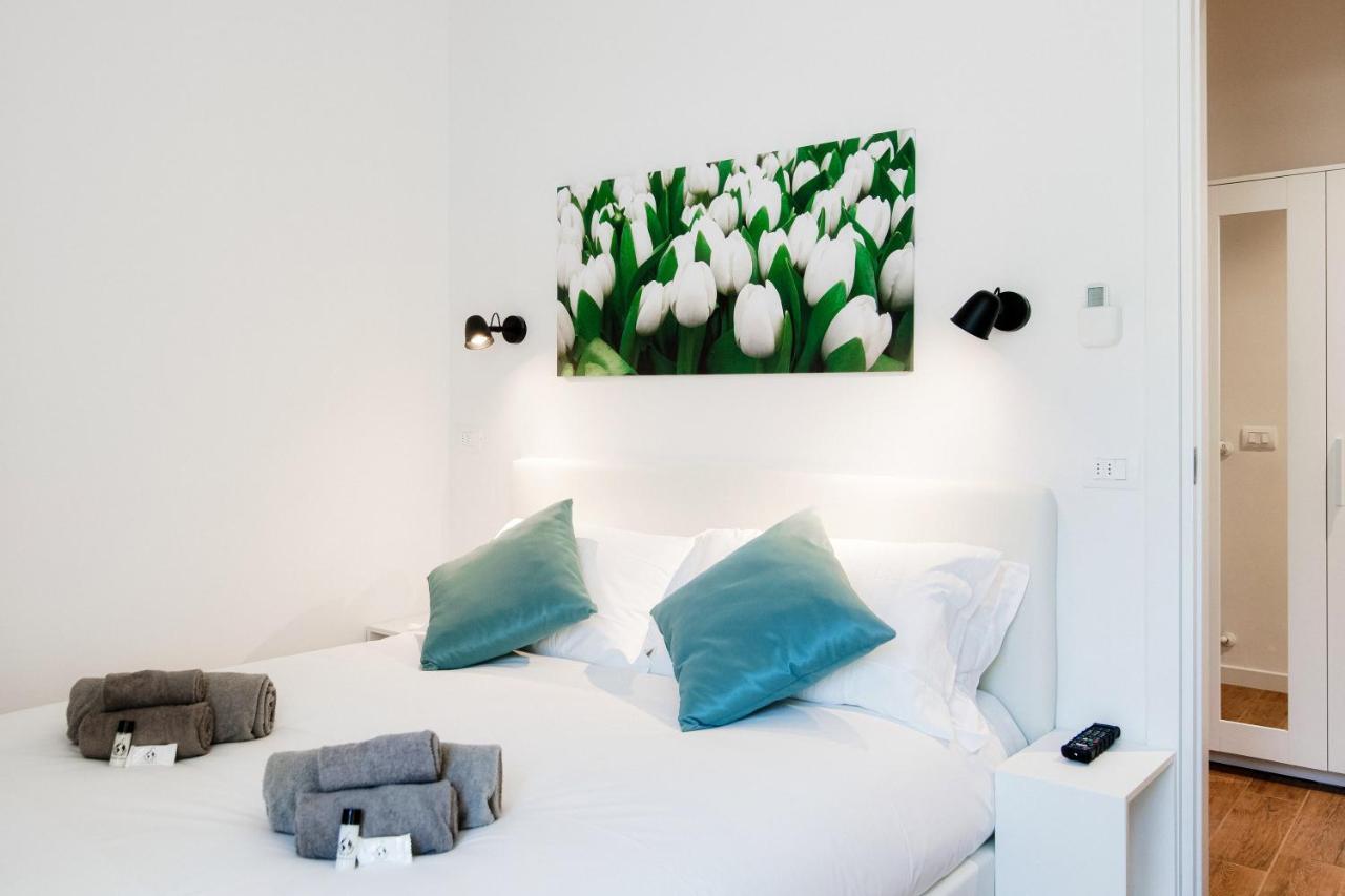 White Loft Como Center - By House Of Travelers Exterior foto