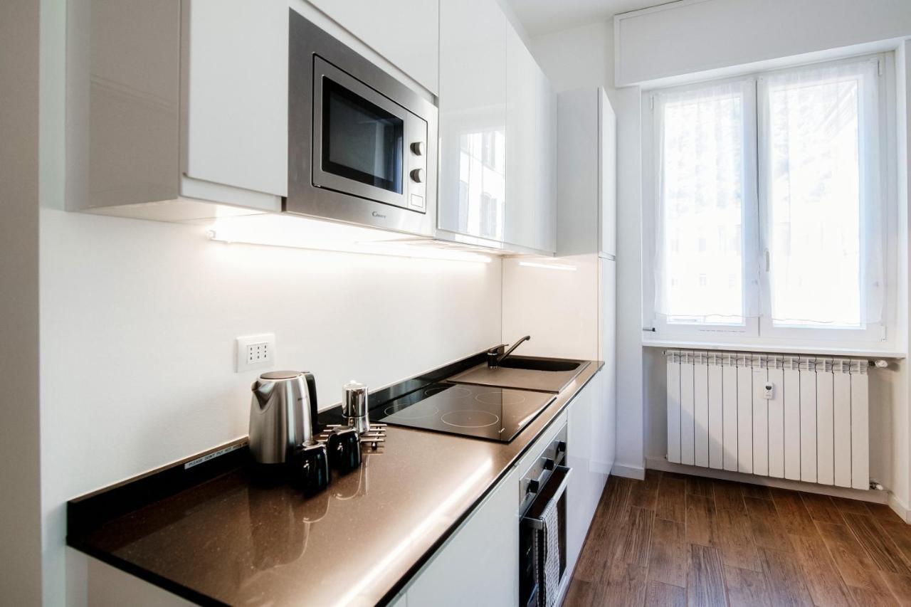 White Loft Como Center - By House Of Travelers Exterior foto