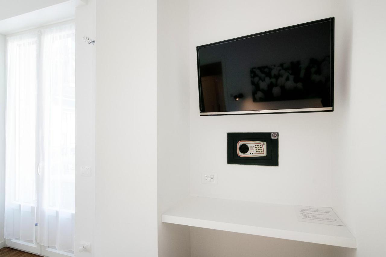 White Loft Como Center - By House Of Travelers Exterior foto